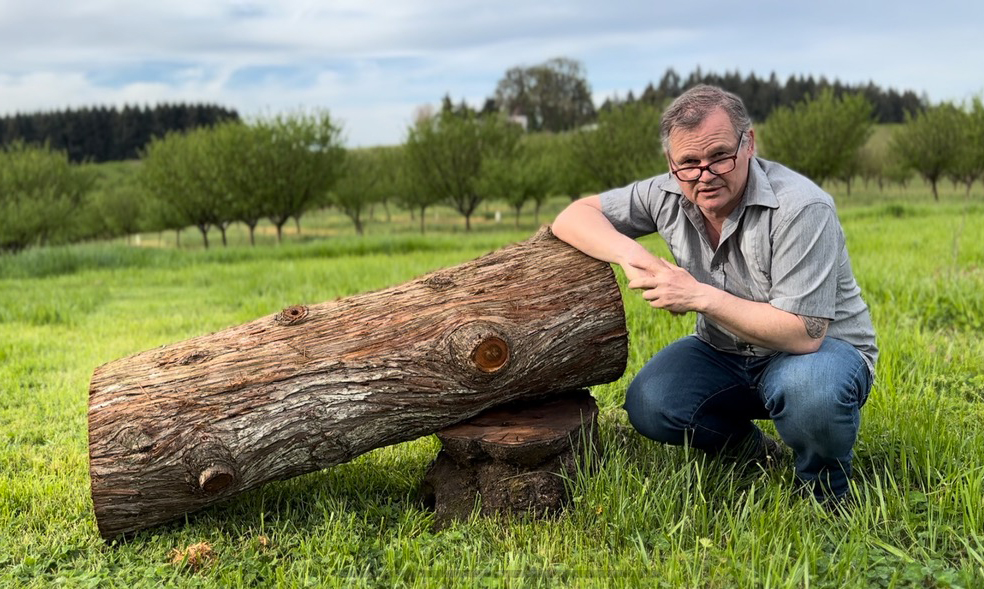 Boxes to Logs, Natural Beekeeping with Alasdair Mackenzie
